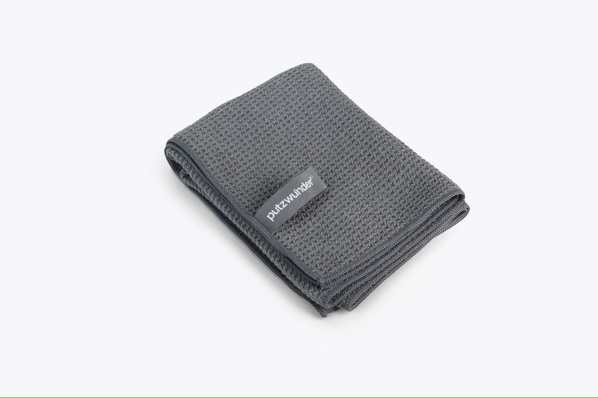 Putzwunder Trockentuch 60 × 40 cm in Grau, Anwendung